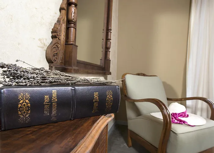 Kostem - Special Category Otel